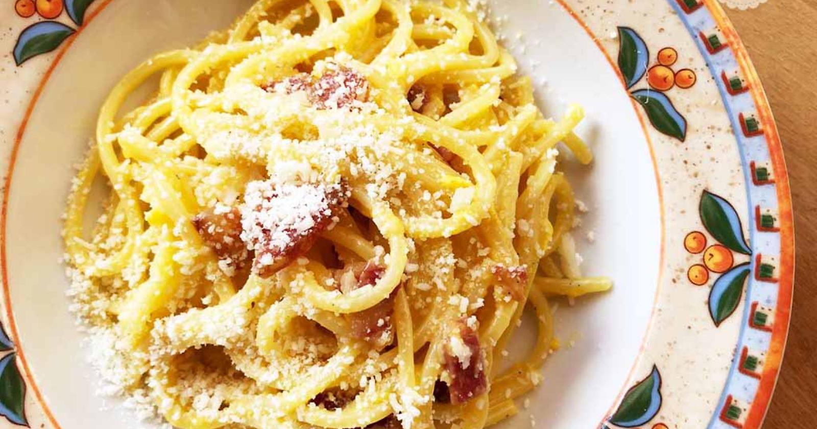 6 aprile #CarbonaraDay: gli italiani sognano di mangiarla con Mattarella, Verdone e i Maneskin
