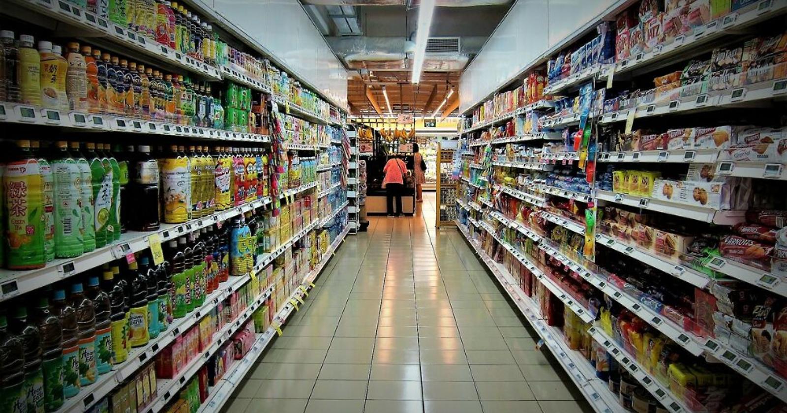 La scure di Draghi si abbatte sul carrello della spesa: il pranzo di Pasqua costerà il 10 per cento in più rispetto al 2021