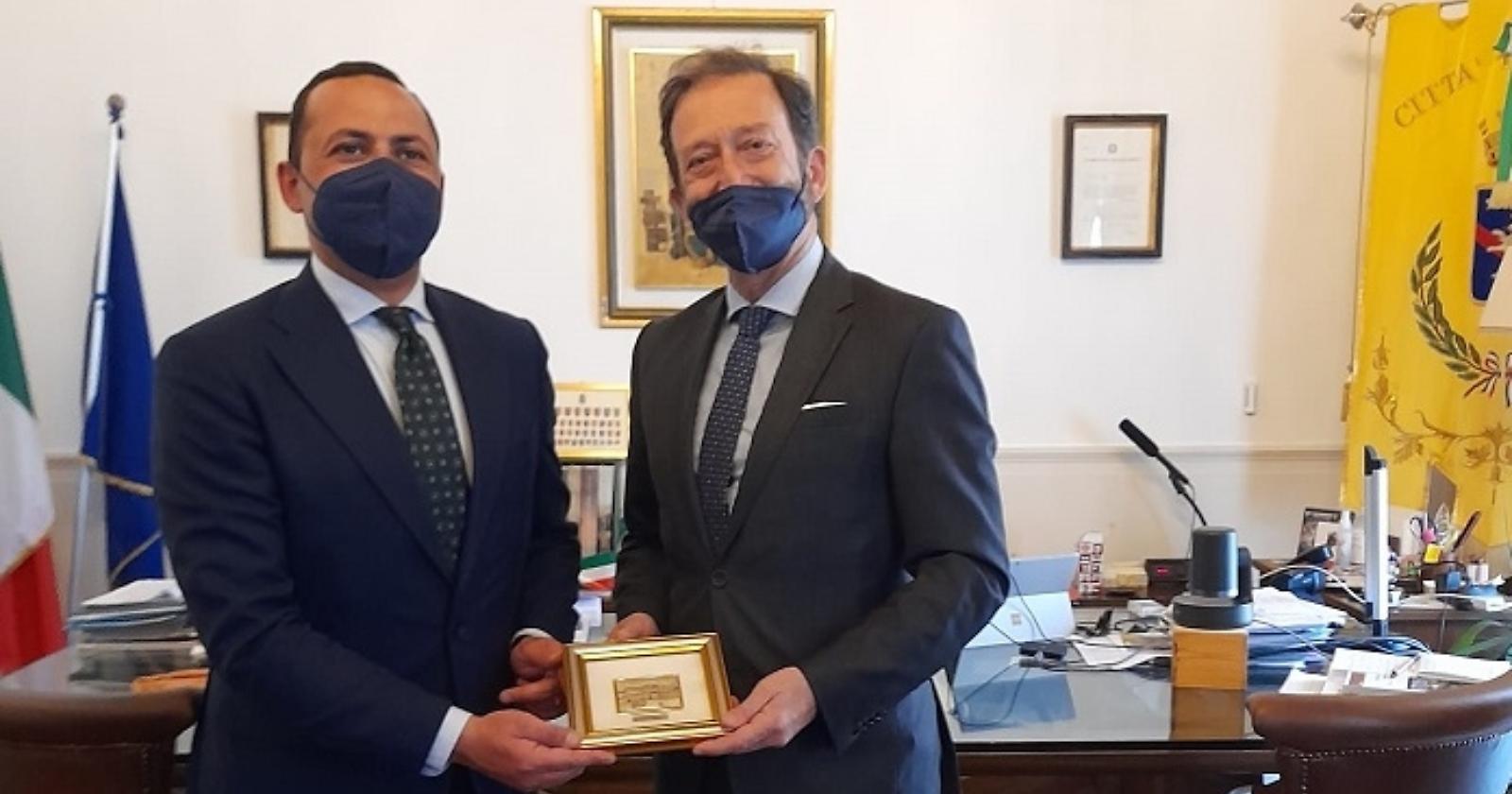 L’ambasciatore tedesco Viktor Elbling a Potenza, l'incontro con il sindaco Guarente