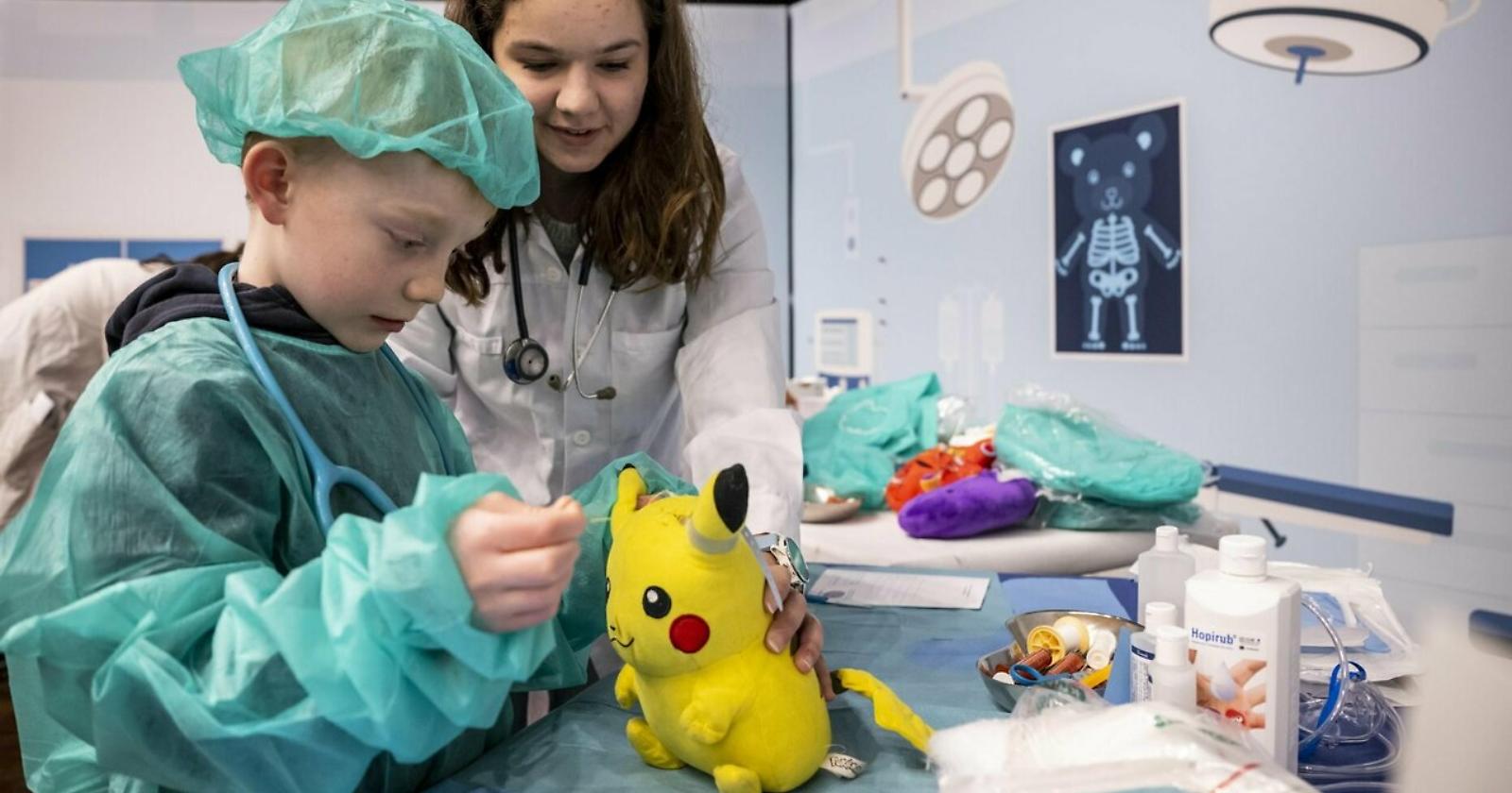 Diffusione di epatite misteriosa tra i bambini, allerta anche in Puglia: in Inghilterra si studiano relazioni con Covid e vaccini