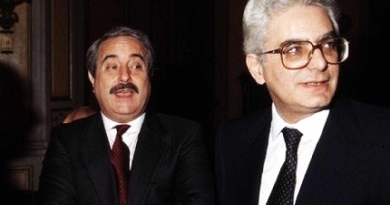 30 anni senza Falcone, il ricordo di Mattarella: "Contro la criminalità né  pause né distrazioni"