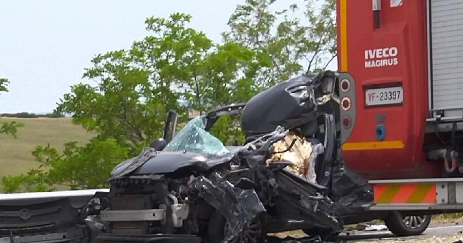Terzo incidente stradale in meno di 24h, nei pressi di Matera Sud impatto tra camion e auto
