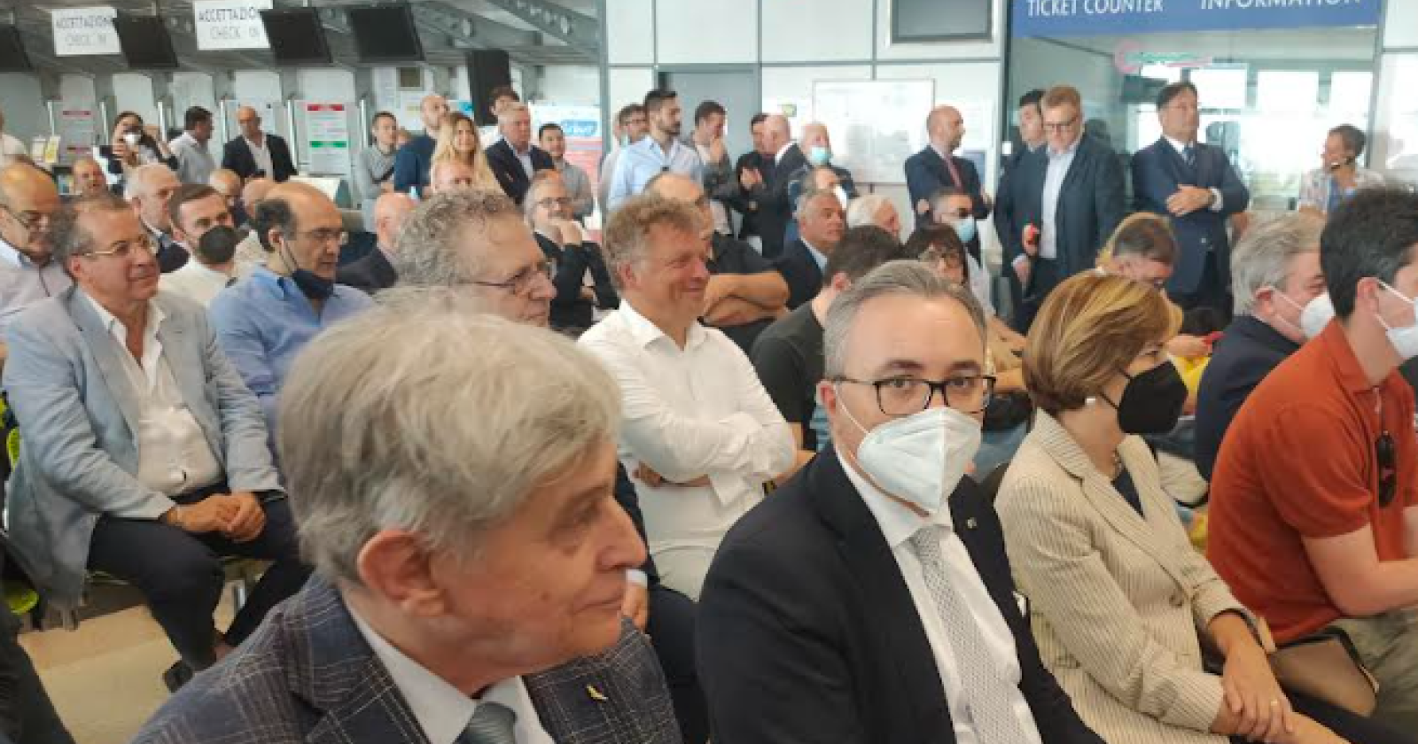 Giorgio Lovecchio per il decollo dell'aeroporto di Foggia: «Frutto di una bella sinergia istituzionale»