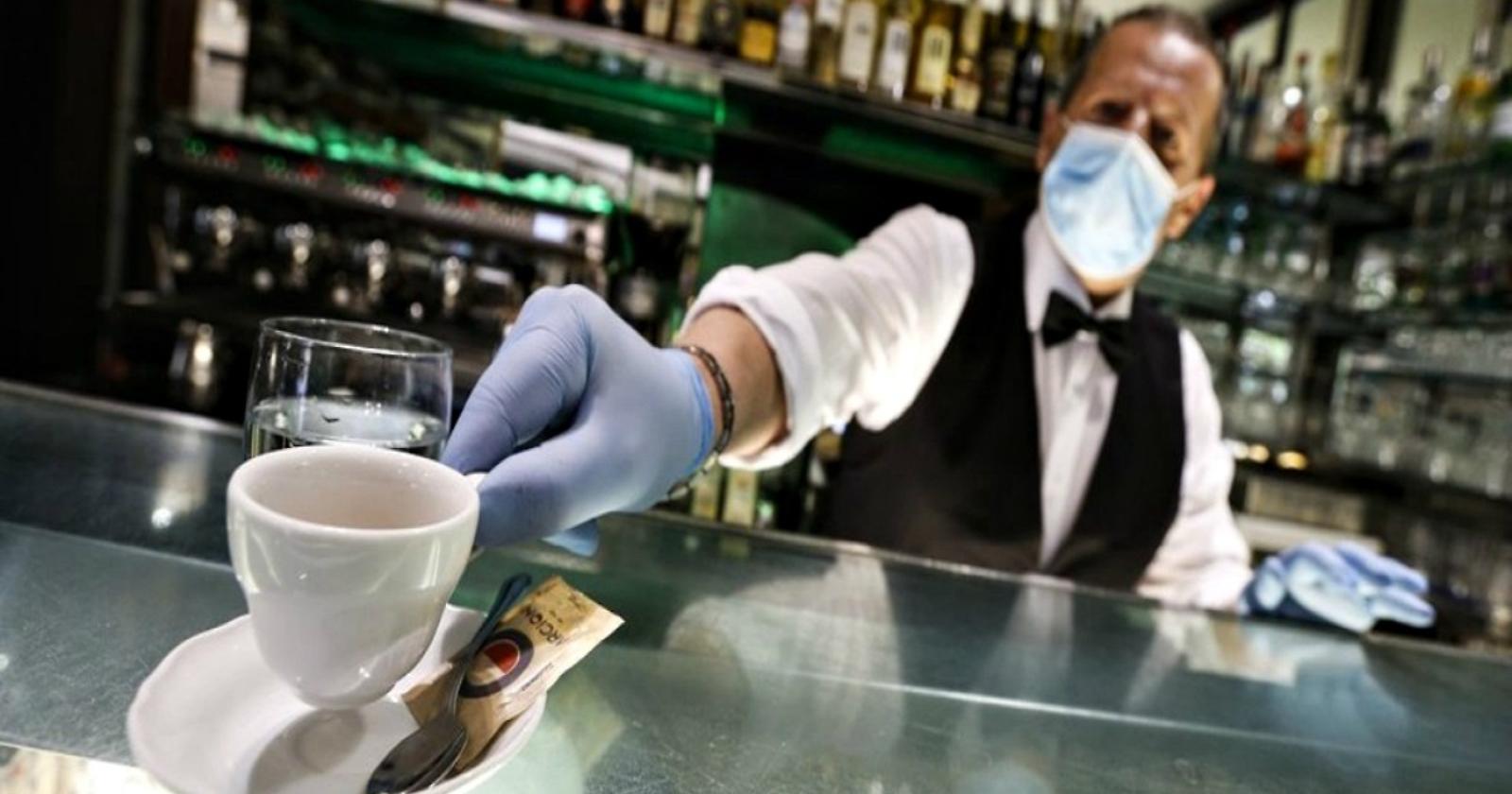 Caro caffè, monito di Assoutenti: la tazzina raggiunge nei bar prezzi sempre più alti