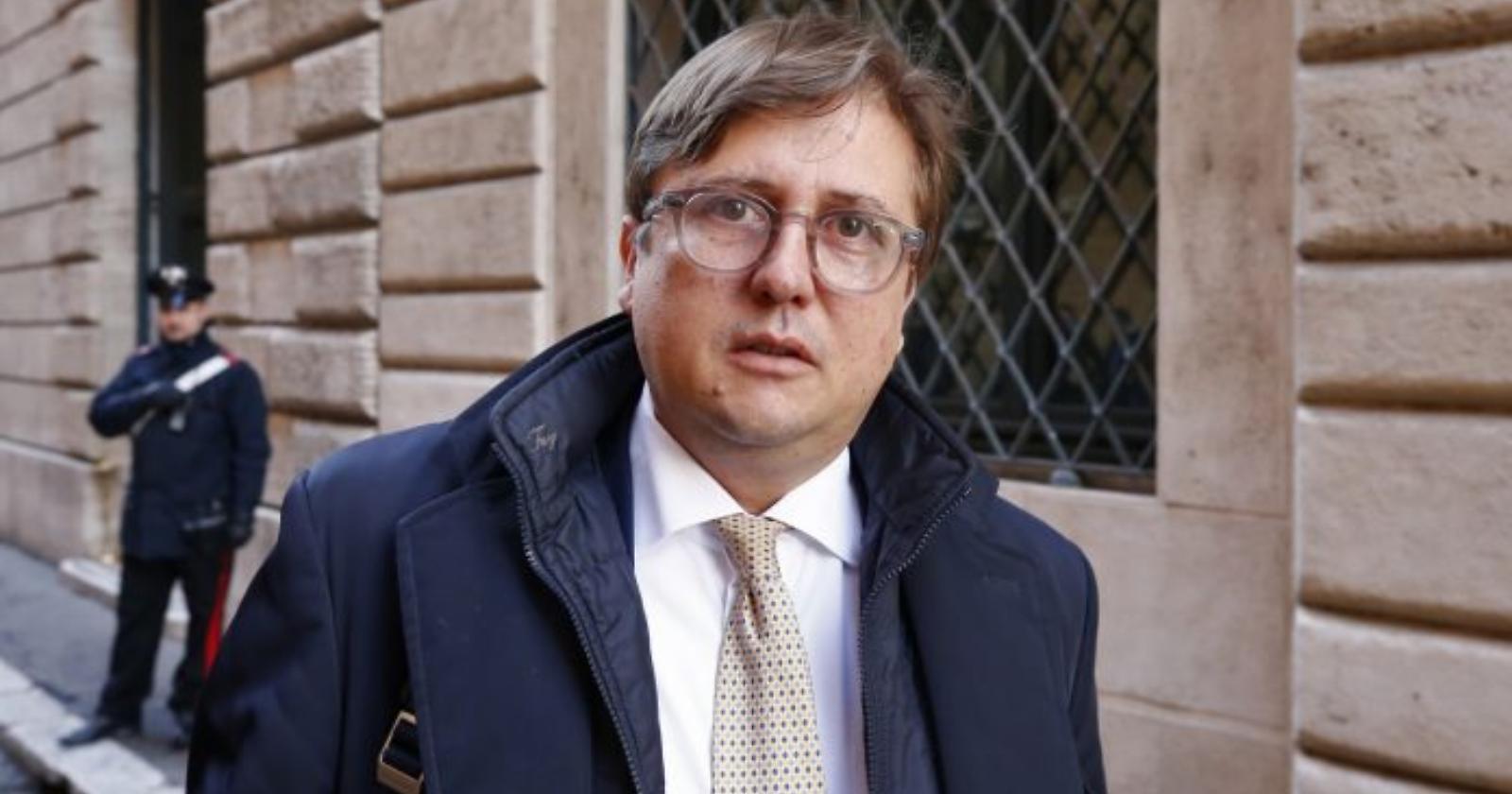 Covid, Sileri rilancia l'ondata estiva "autolimitante". Guai a parlare di normalità