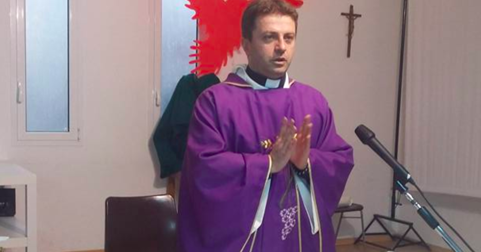 Sacerdote vuole curarsi e lascia la parrocchia, la Diocesi di Tursi-Lagonegro lo scomunica per «scisma»