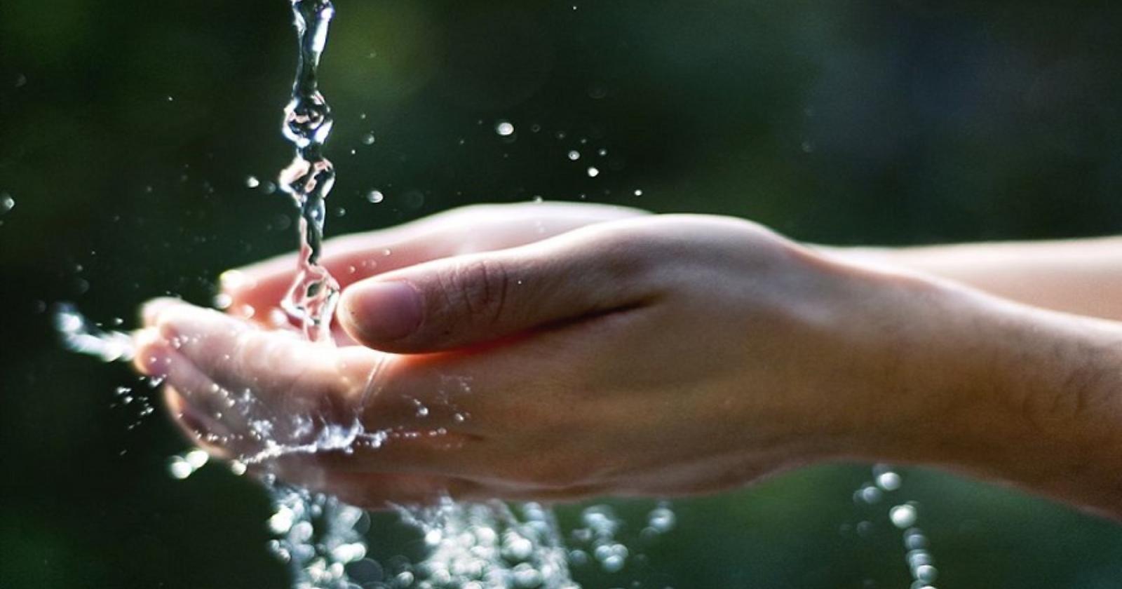 Siccità, la stima di Sima: ogni italiano consuma in media 245 litri di acqua al giorno