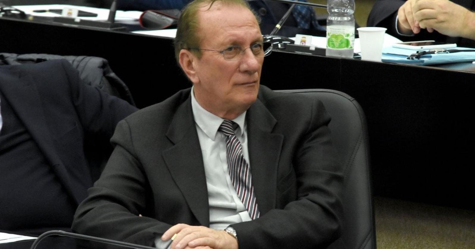 Posti di lavoro in cambio di regali, indagato a Lecce anche l'ex assessore  al Welfare della Regione Puglia Salvatore Ruggeri