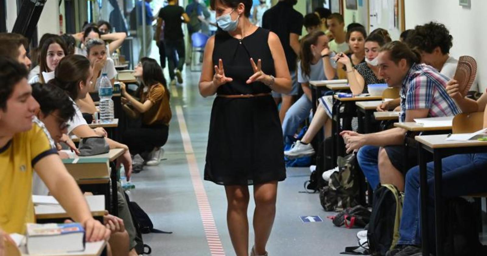 Esami, studenti promossi al 100% in Basilicata e Molise e i primi per lode sono in Puglia