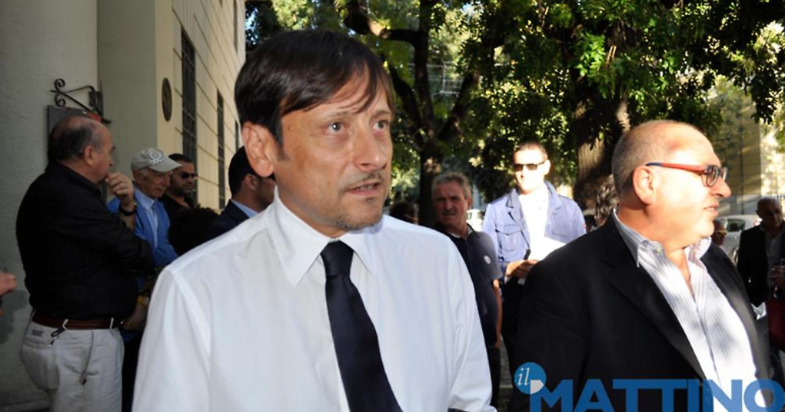 Doppia sberla, di Dario Stefàno a Letta e Emiliano: «Lascio il PD, non è più riformista. In  Puglia alleato con un civismo opaco, per scambio di voti »