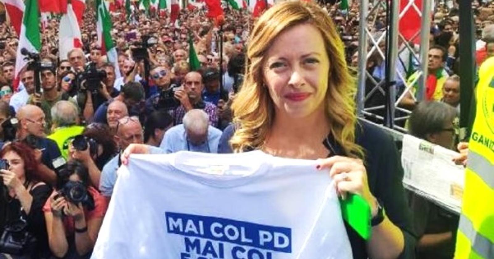 "Reddito di cittadinanza un fallimento totale", Meloni all'assalto della propaganda grillina 