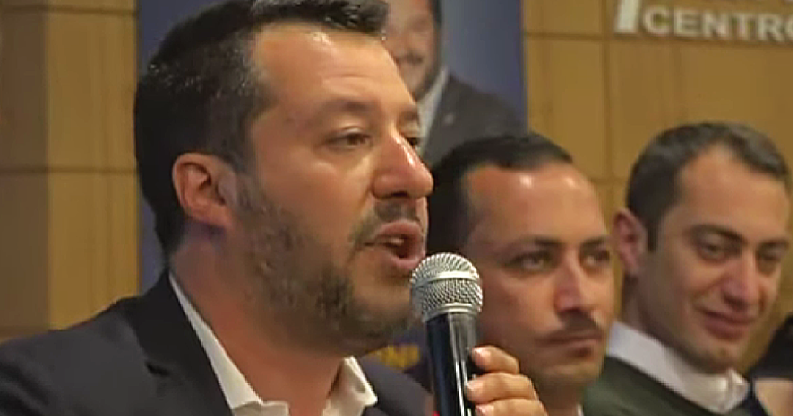 Salvini candidato in Basilicata come capolista della Lega in Senato. Un omaggio a Fanelli e Guarente? No, una sfida al Dem La Regina 