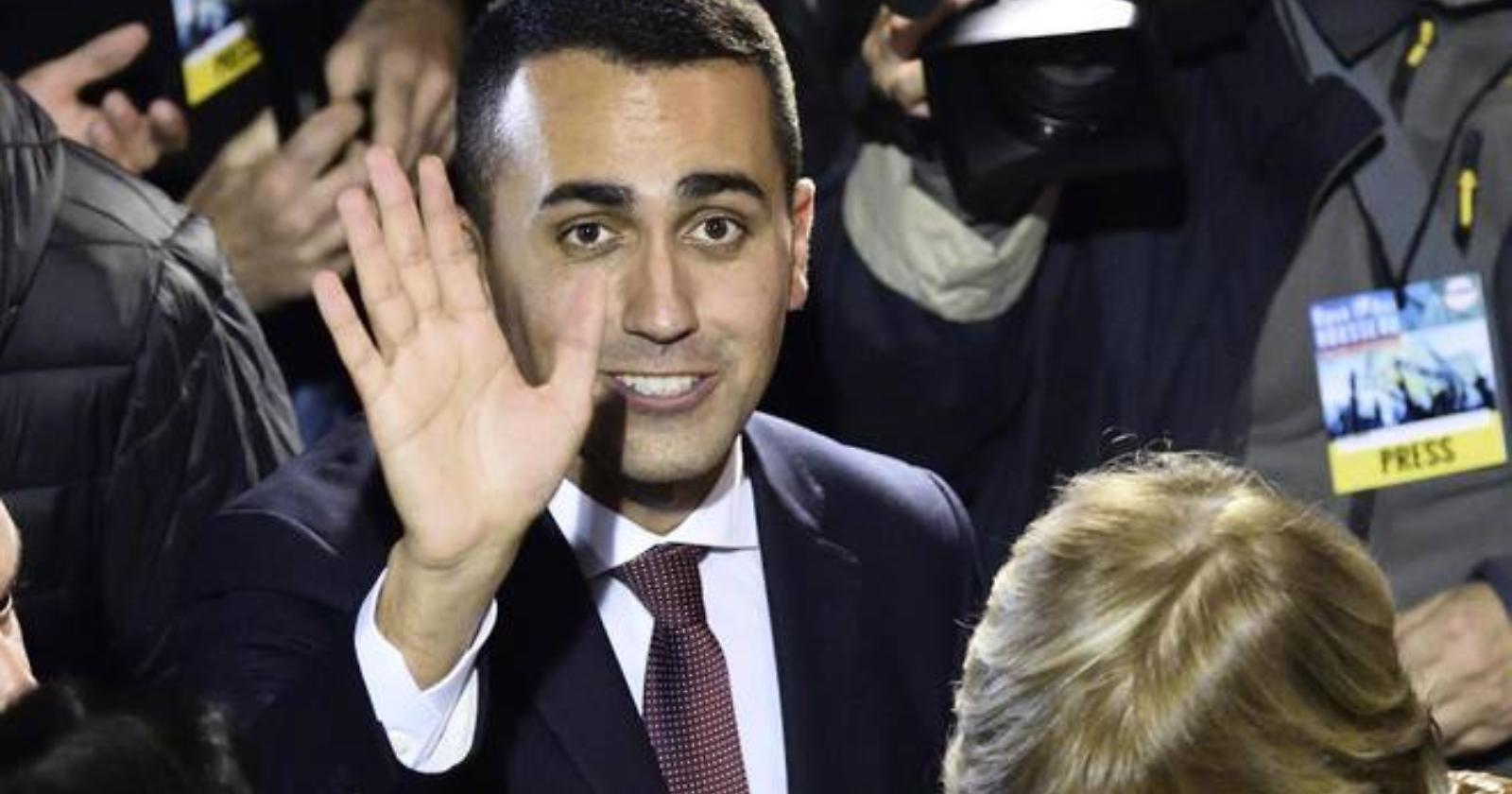 Lucani presi a pesci in faccia pure da Di Maio che si candida in Basilicata per il suo movimento di traditori del M5S