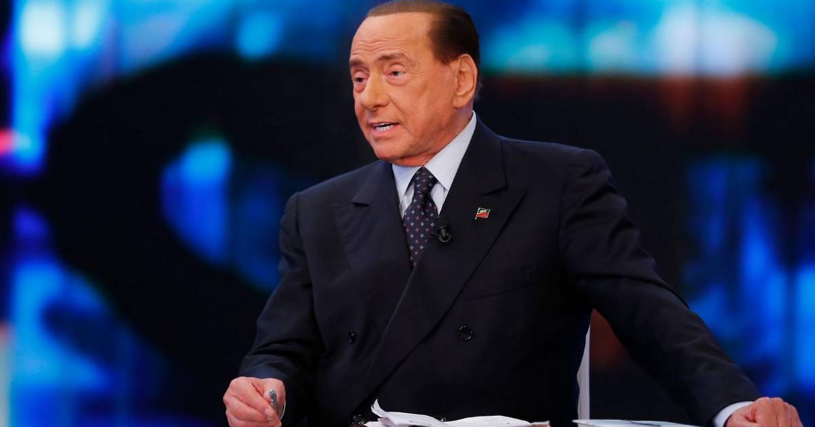 Elezioni, la promessa del Cavaliere: 1000 euro di stipendio al mese ai giovani