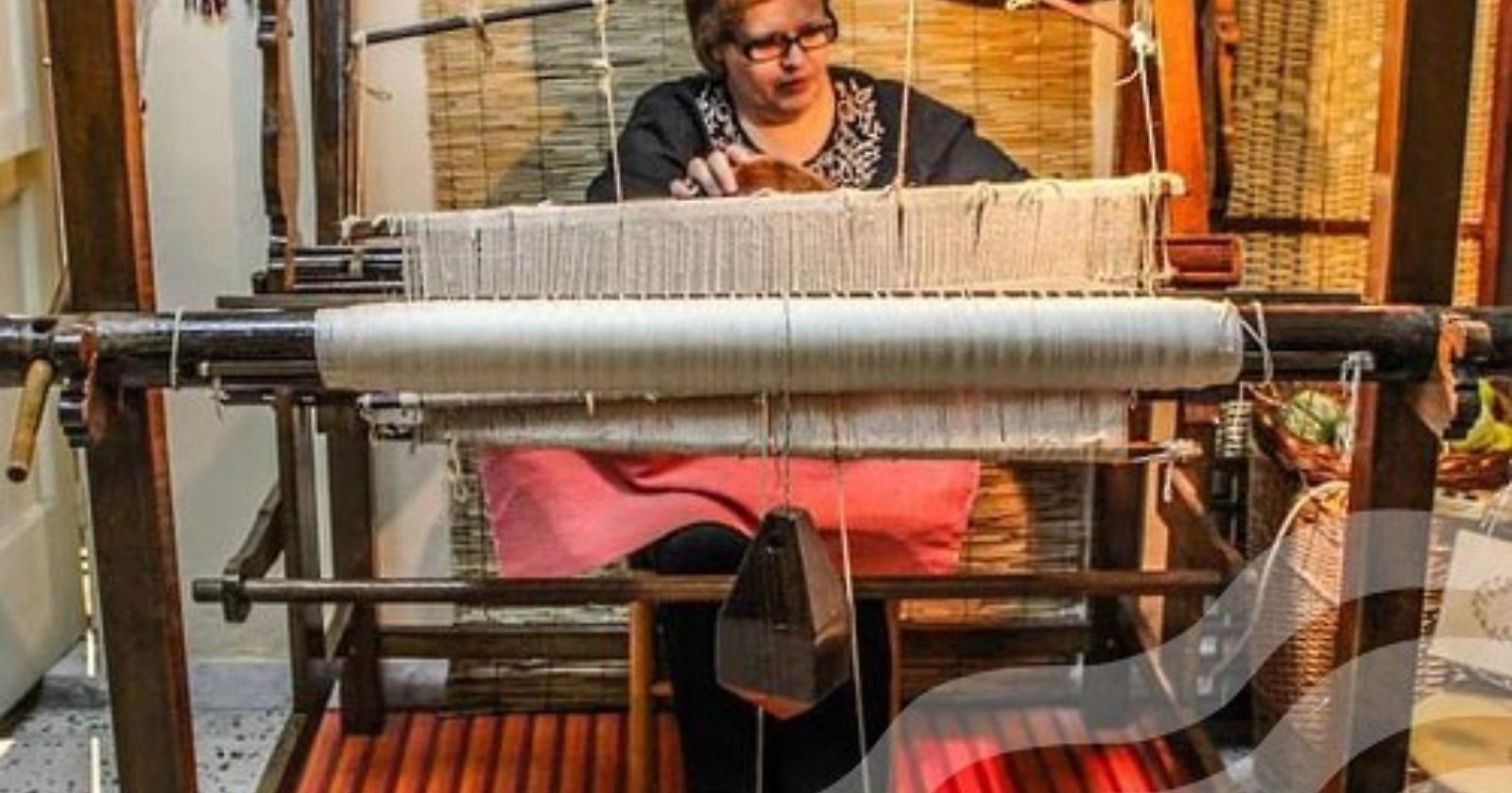 Ad Avigliano l’arte di tessere tramandata da generazioni: la storia di Tonina Salvatore