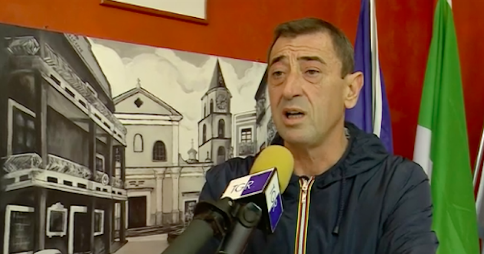 Castelluccio Inferiore, il prefetto Campanaro le suona a Campanella: «Via dal Comune». E applica la Legge Severino