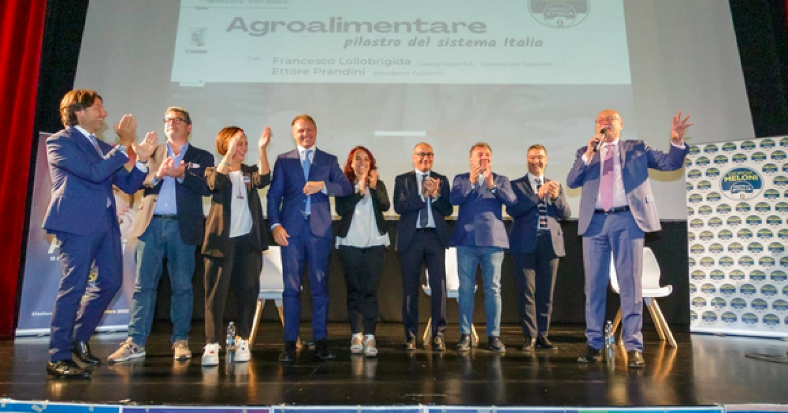 Caiata alla Camera e centrodestra in spolvero. Cinque stelle primo partito. Forza Italia supera la Lega di Pepe. Pd al minimo storico