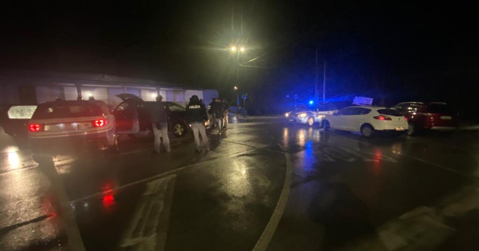 È un 53enne di Foggia il capo della banda pronta ad assaltare un portavalori ad Avellino, fermata dalla Polizia in un conflitto a fuoco