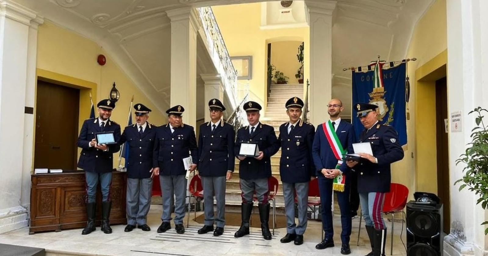 Era il 28 giugno e sul raccordo Sicignano - Potenza c'erano degli angeli in divisa: ecco l'attestato di gratitudine dal Comune di Moliterno