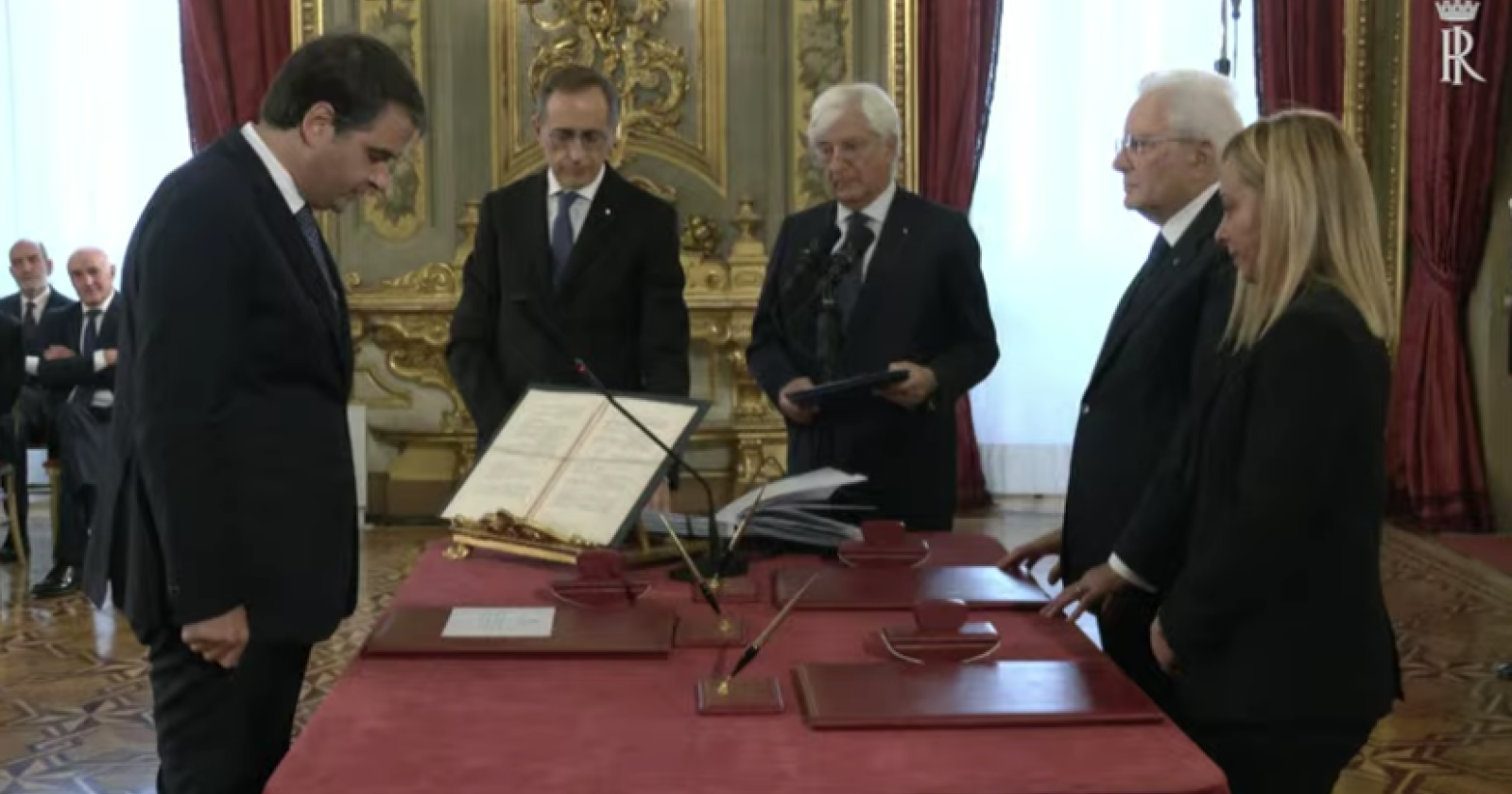L'enfant prodige Raffaele Fitto: da presidente di Regione più giovane d'Italia a ministro agli Affari europei, Coesione e Pnrr