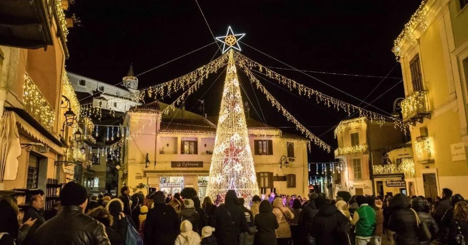 Frana di Castroccucco a Maratea: c'è il calo di prenotazioni per il Ponte dell'Immacolata