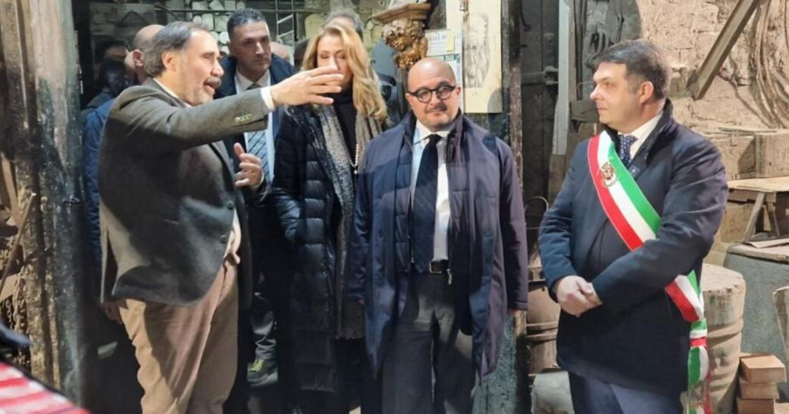 Per il ministro della Culturale Sangiuliano suona la campana dei ricordi nel Molise delle sue origini