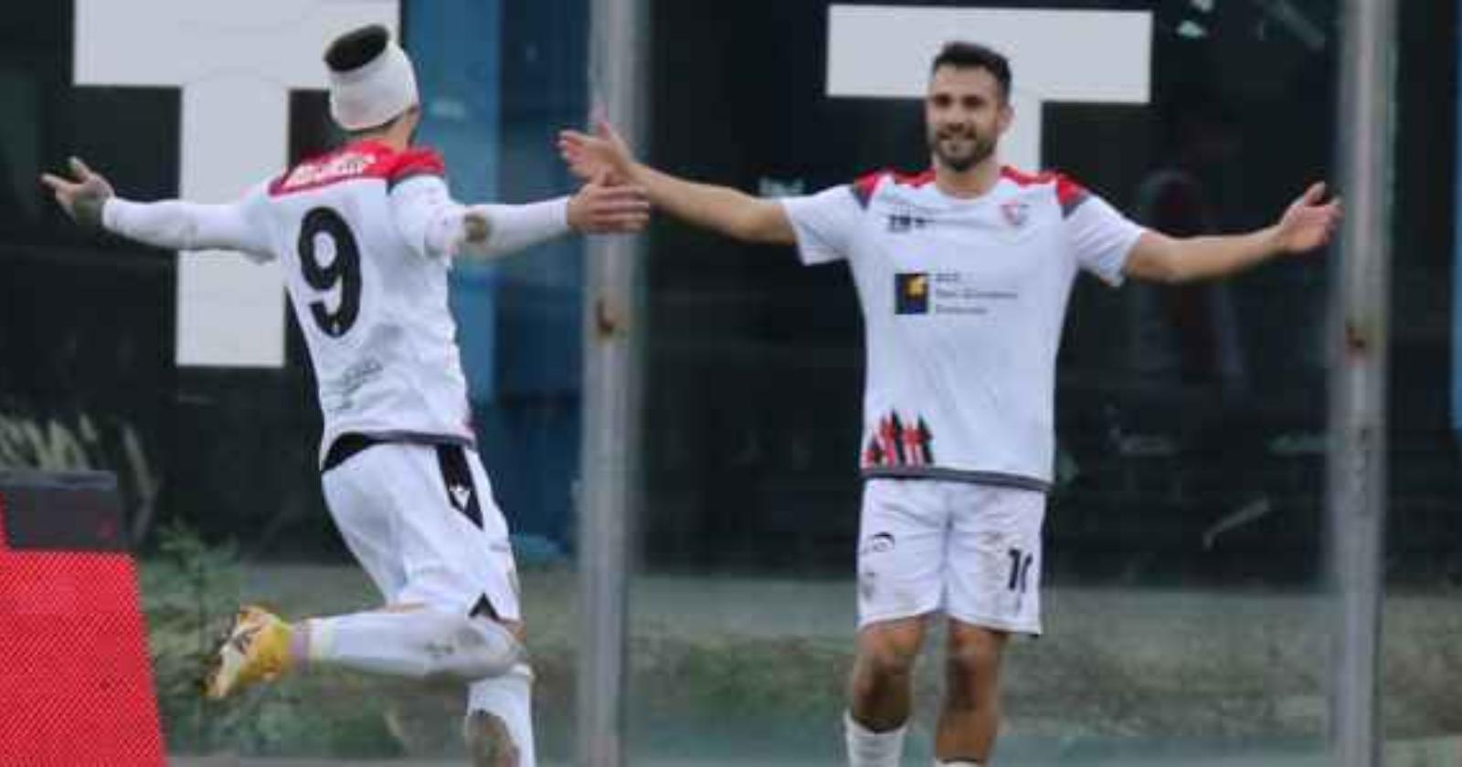 Il Foggia a Latina per i botti di fine anno: 5, quanti sono i gol che segnano il futuro