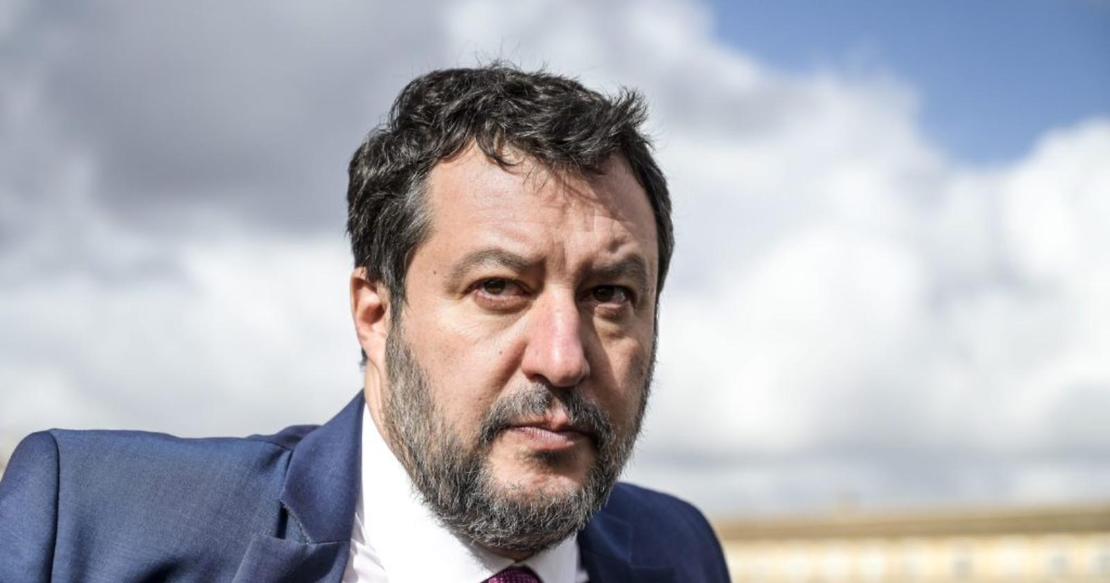Caro carburante, Salvini: "Andare a lavoro non può essere un lusso, verifichiamo i furbetti"
