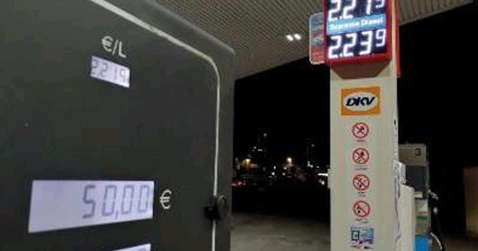 Caro carburanti, benzinai in sciopero il 25 e il 26 gennaio: "Ristabilire la verità"