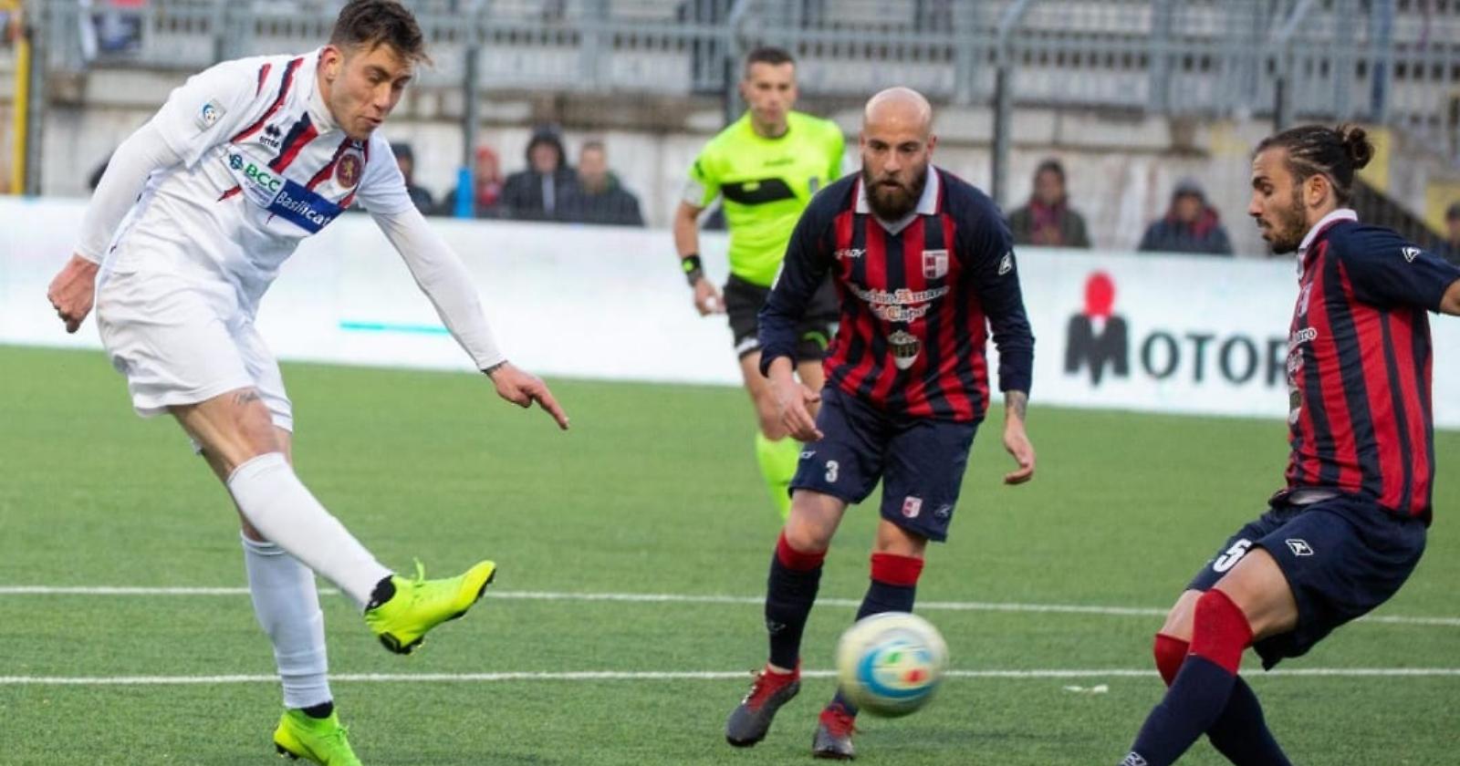 Calcio, rumors archiviati: Murano torna al Viviani 