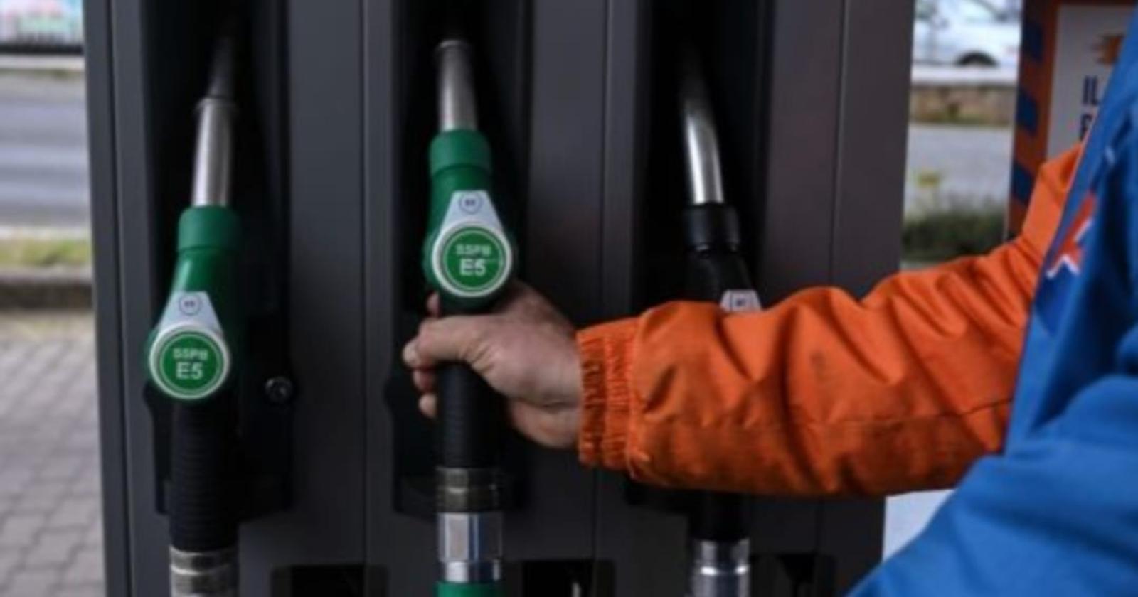Carburante: benzina e gasolio in discesa