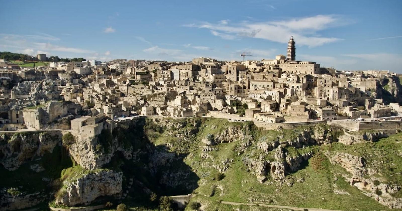 Presentato a Matera il quarto volume delle Guide ufficiali del Sentiero Italia del Cai: 20 tappe tra Puglia e Basilicata