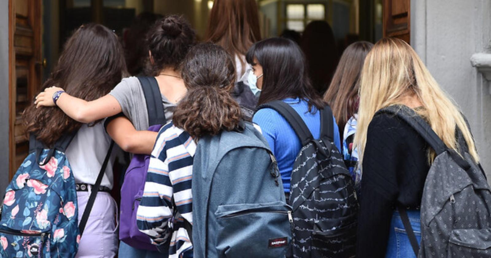 La scuola in Puglia perde 10mila studenti, 2.379 solo in provincia di Foggia