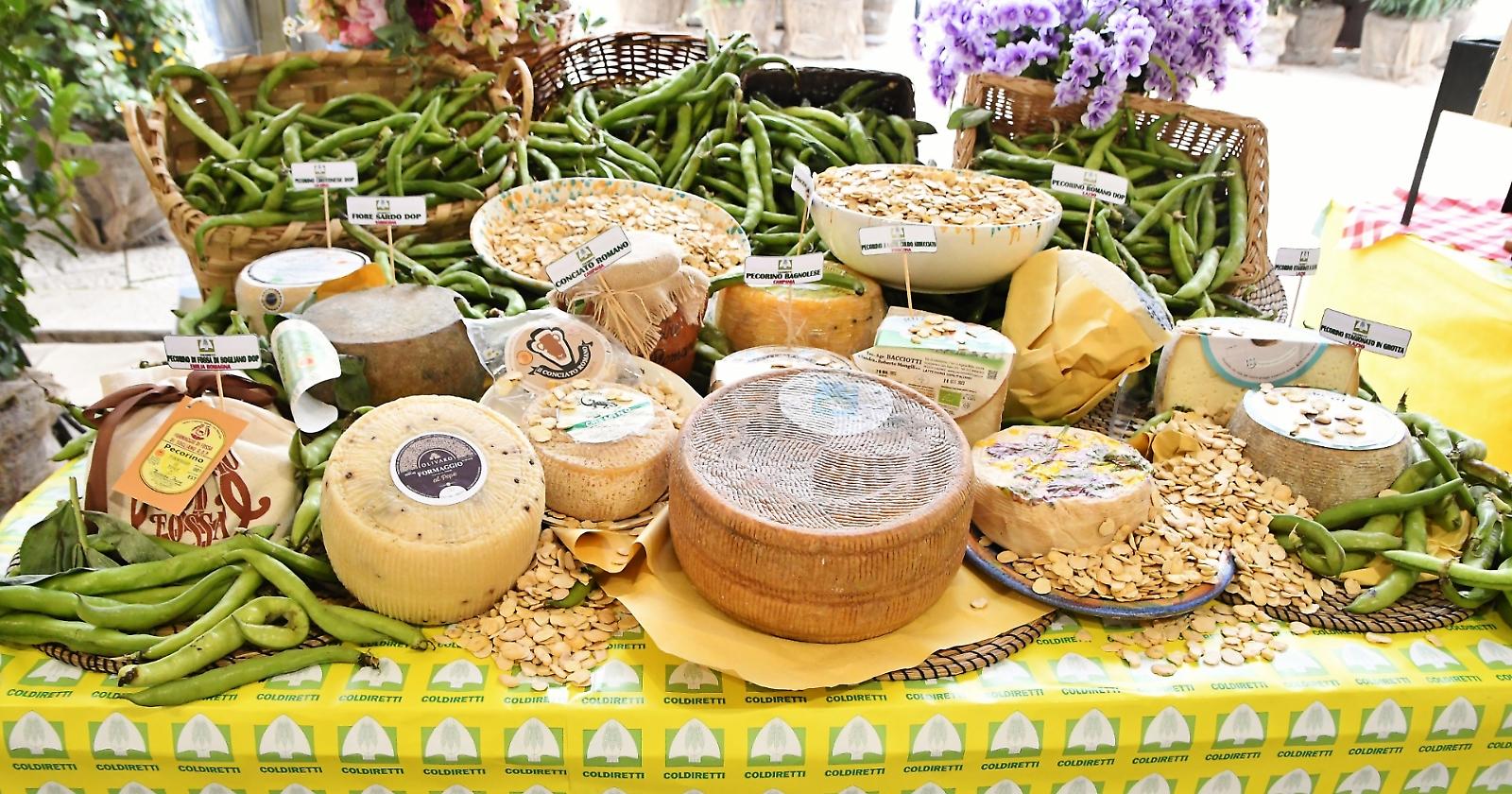 Dal pecorino e fave del Molise al timballo di pasta della Puglia, al caciocavallo impiccato con bruschetta della Basilicata: il Primo Maggio a tavola per ingannare la pioggia