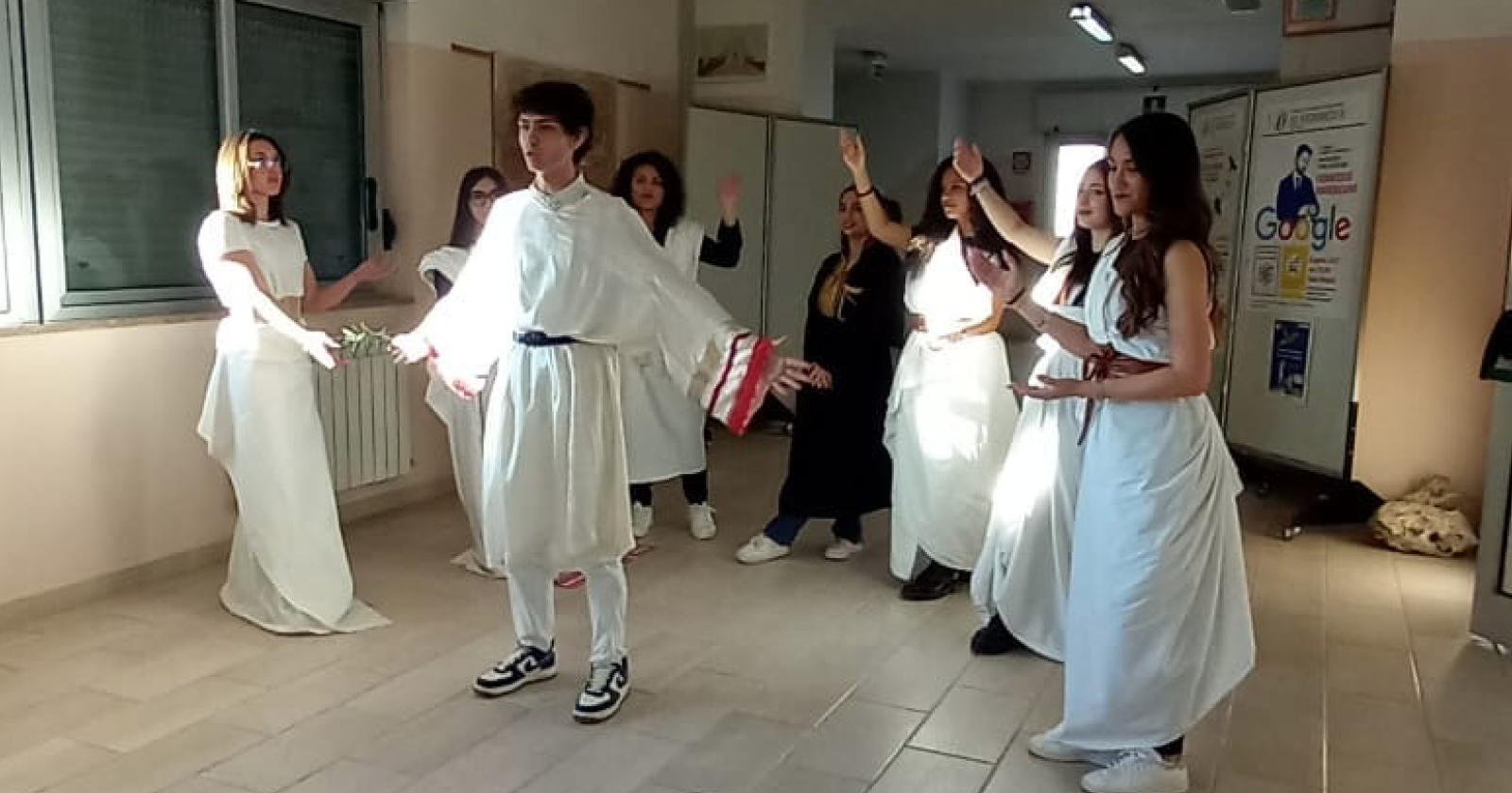 Come nani sulle spalle di giganti… La Notte Nazionale del Liceo classico ad Apricena