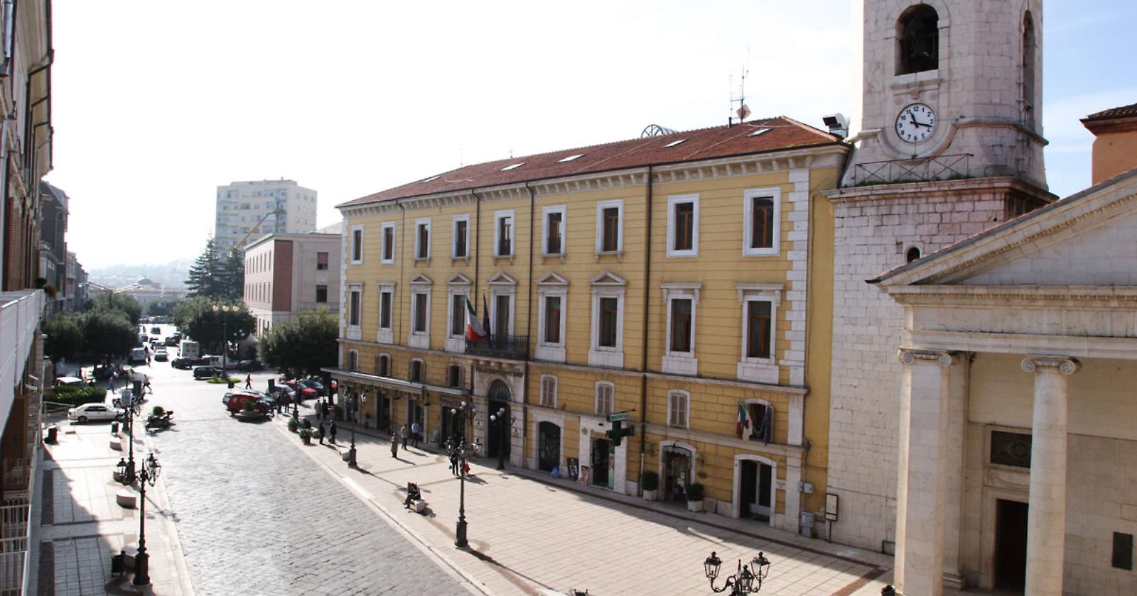 Campobasso tra i comuni più poveri d'Italia, ma anche Potenza è messo male e Bari non sta affatto benone
