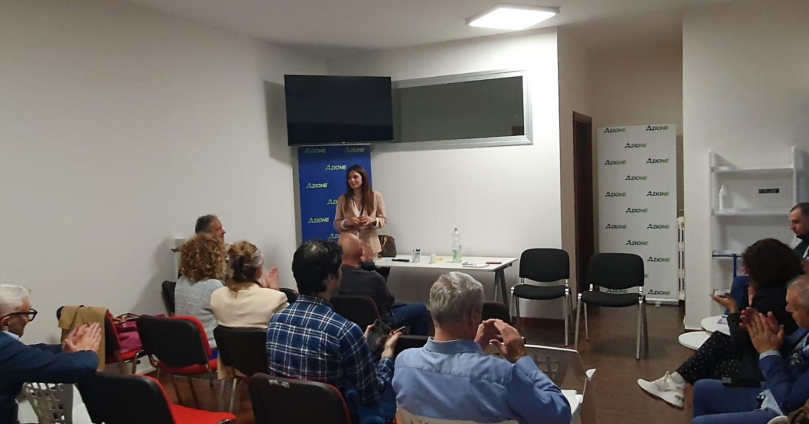 Potenza, Donatella Cutro (Azione) ha presentato in assemblea la nuova segreteria cittadina