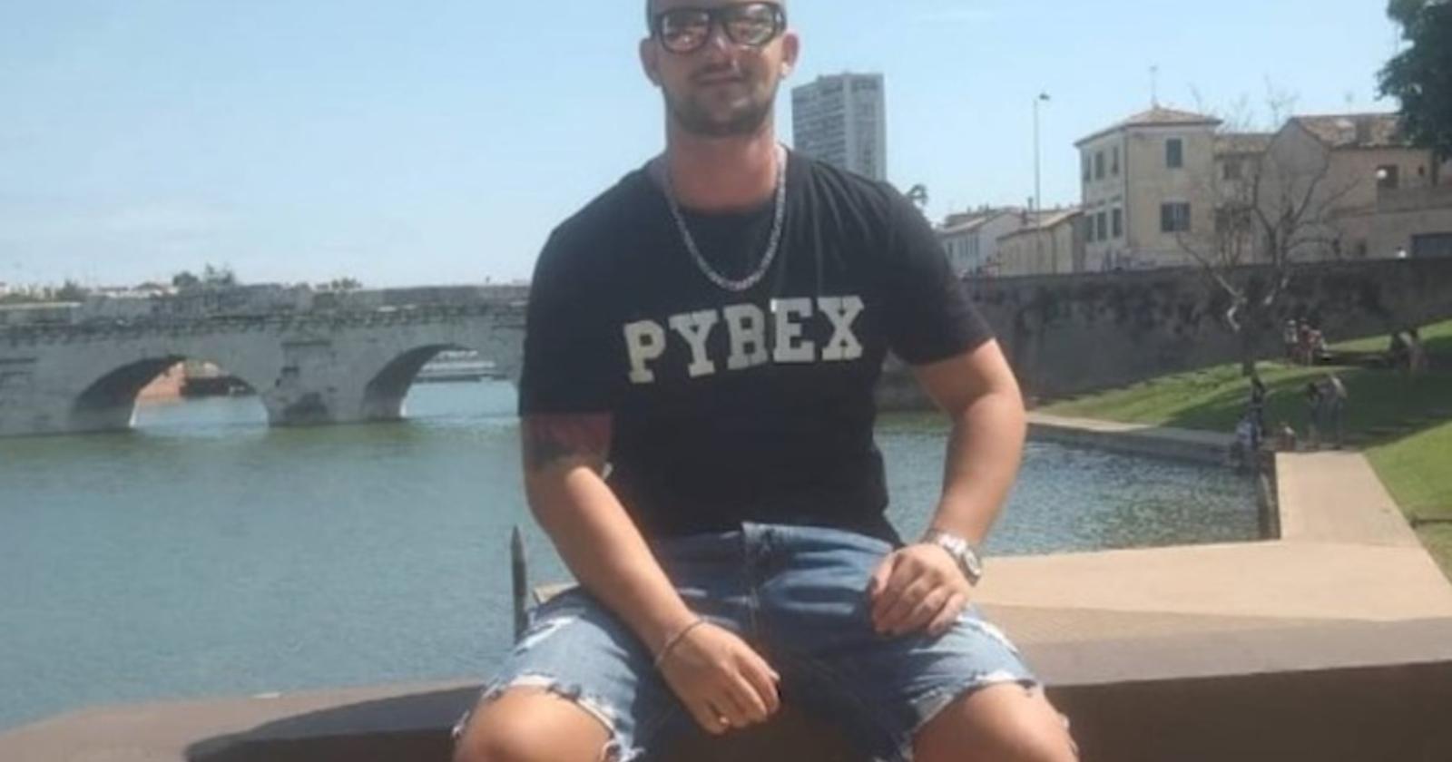 Morto il giovane vigile del fuoco di Foggia rimasto coinvolto in una lite con un buttafuori di Miramare