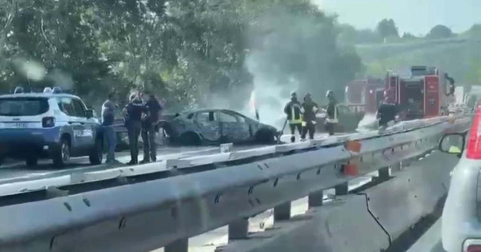 Si guarda alla "scuola di Cerignola" dietro l'assalto al portavalori sulla A14 vicino Spoltrone