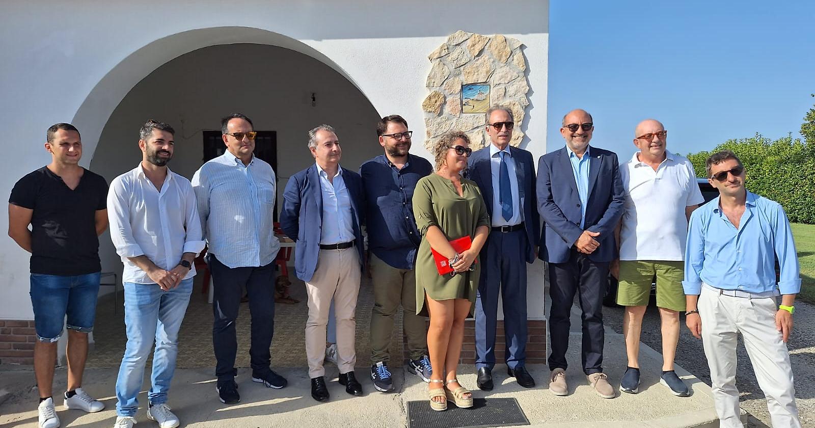 La visita di Bardi e Latronico ad un impianto residenziale da energie rinnovabili finanziato dal bando non metanizzati