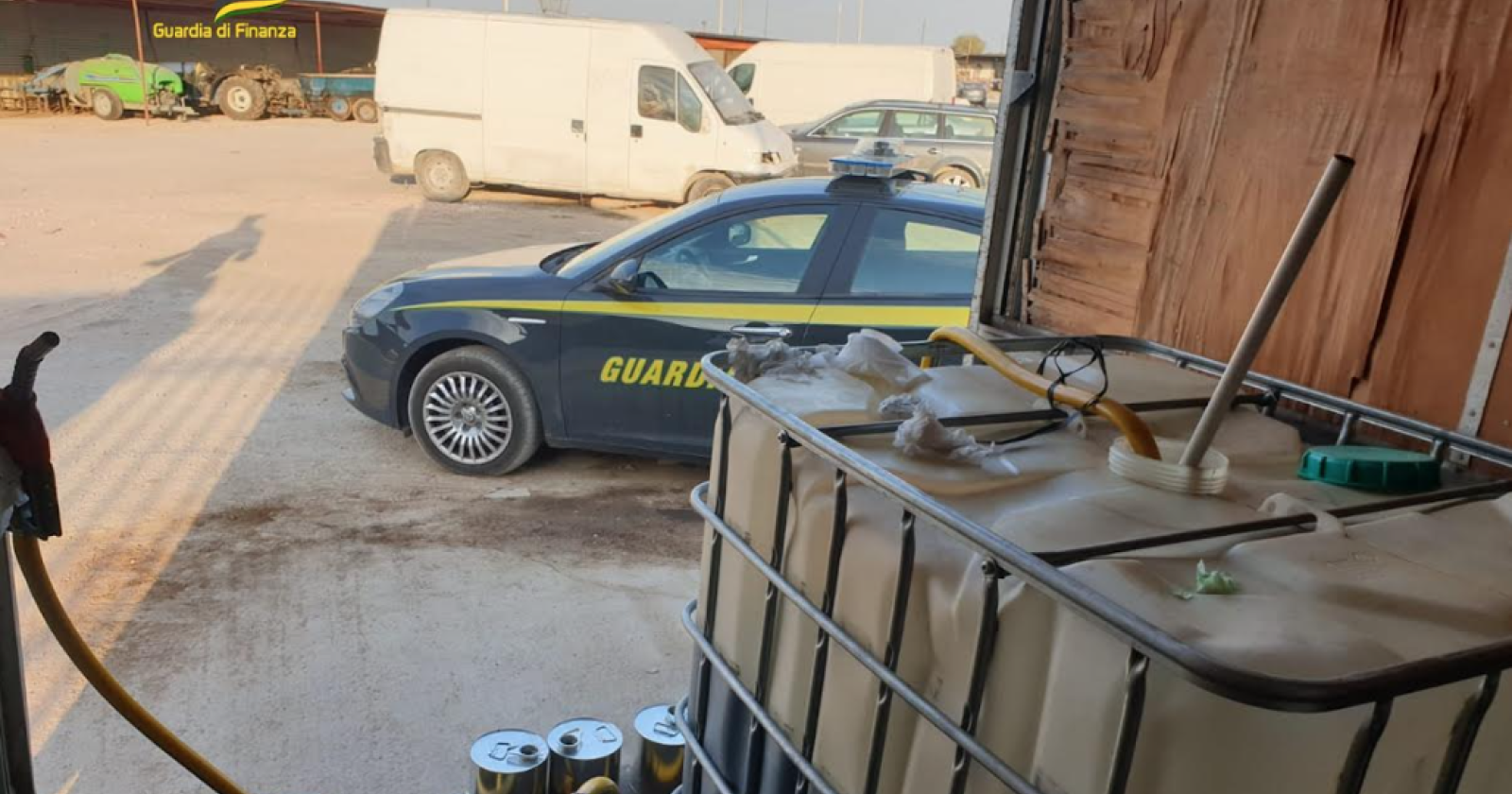 La GdF di Lucera fa "il pieno" di gasolio di contrabbando: sequestrati 24mila litri