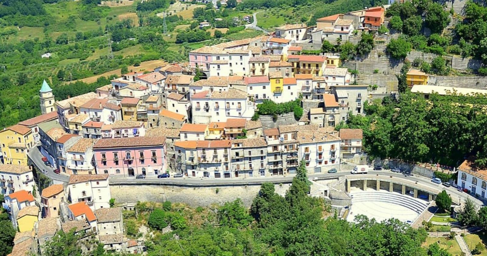 A Viggianello un ferragosto da ricordare: boom di turisti e strutture piene 