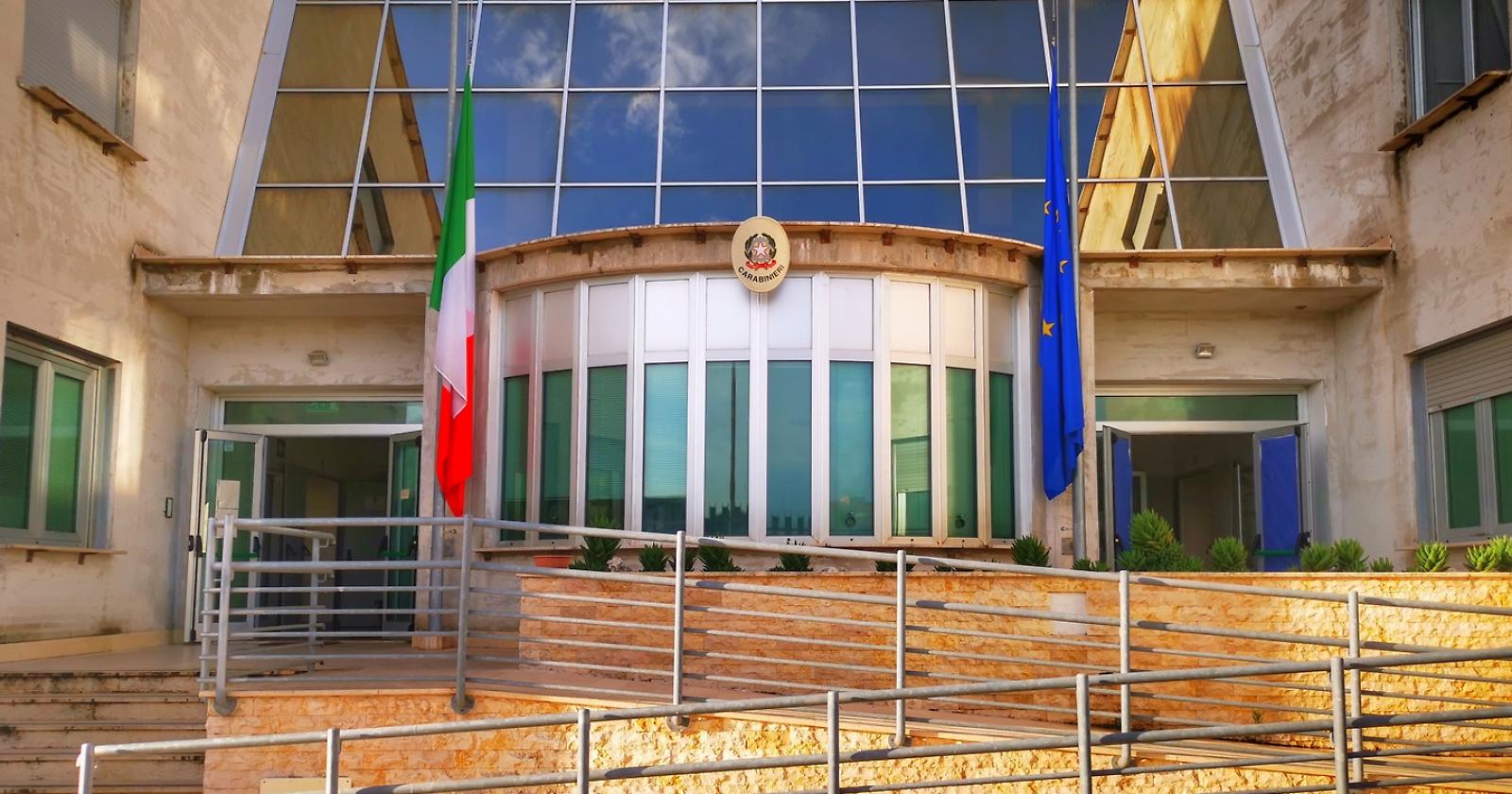 Ladra di profumi di San Severo presa in "fragranza" dai Carabinieri di Termoli dopo aver rubato in una profumeria chic