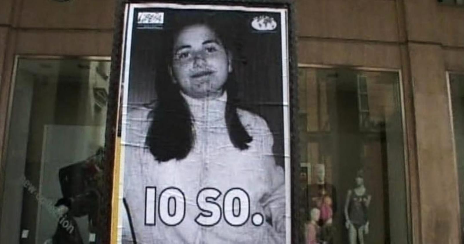 I sandali di Elisa davanti alla chiesa della Trinità di Potenza: l'iniziativa del regista Ulderico Pesce 