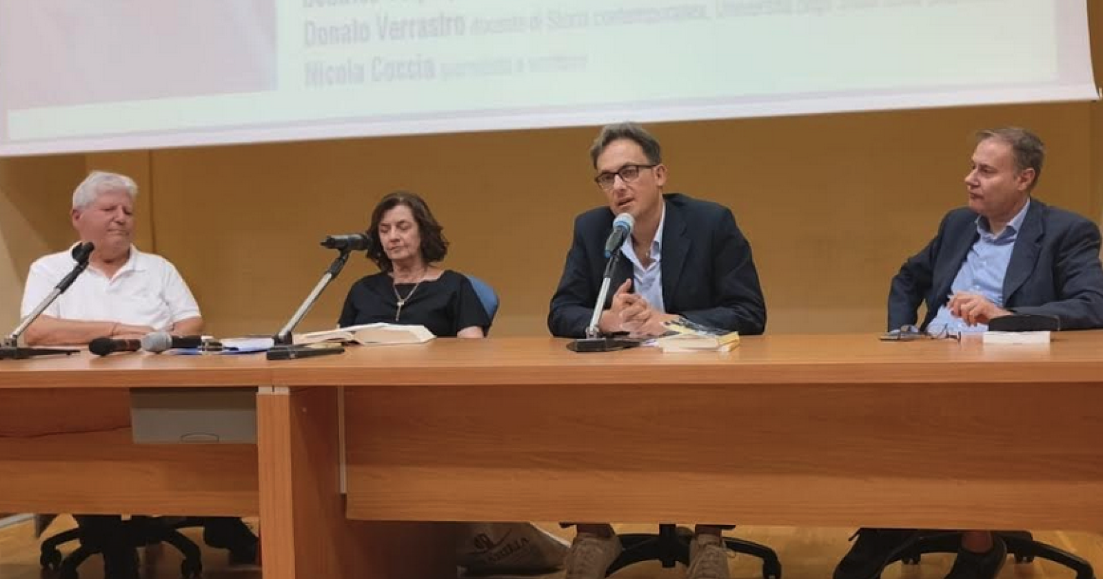 Il rapporto Levi-Scotellaro e il solco tracciato dall'intellettuale di Tricarico: a Melfi il confronto sul «socialista nel bivio della storia»