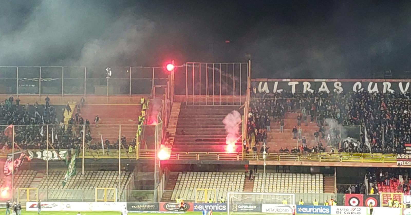 Arrestati tre ultrà del Foggia per l'aggressione ai tifosi della Turris