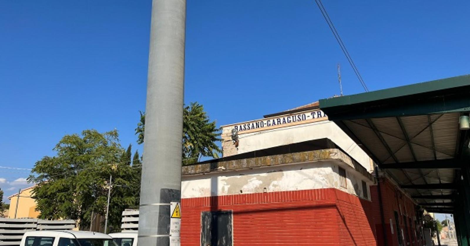 Il girone dantesco della stazione ferroviaria di Grassano - Garaguso -Tricarico scalo