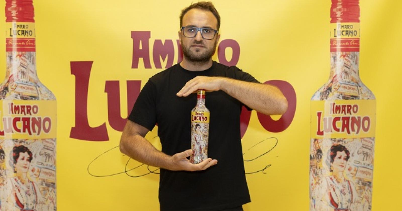 Amaro Lucano si rifà il look con la special edition firmata dall’artista Vincenzo Mascoli