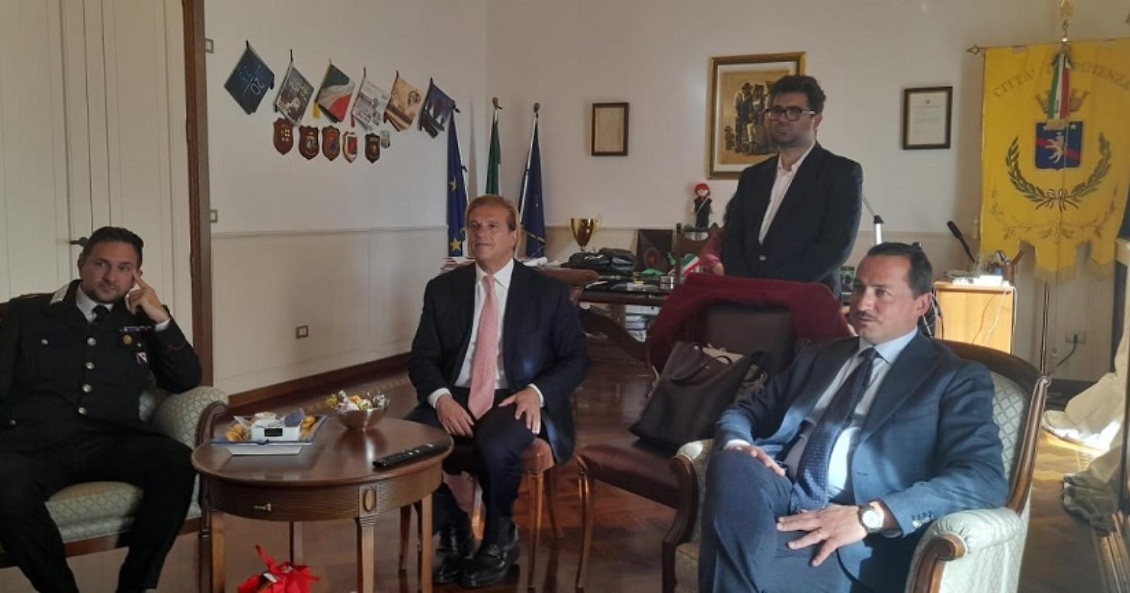 Incontro tra il sindaco Guarente e il Console del Bénin: impegno per un protocollo d’intesa tra il Paese dell’Africa occidentale e la Città di Potenza