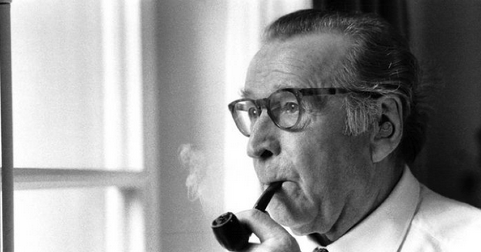 Georges Simenon e il peso materiale della scrittura